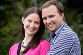 Bác sĩ mắc ung thư… muốn nhìn mặt con trước khi chết