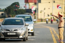 Bắn hạ flycam hoạt động trái phép tại lễ hội Đền Hùng