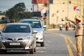 Bắn hạ flycam hoạt động trái phép tại lễ hội Đền Hùng