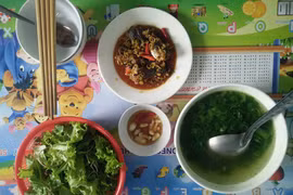 Vô tình khoe điều này, nàng dâu bị mẹ chồng chê "vuốt mặt không kịp"