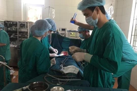 Suýt chết vì đau bụng nhiều ngày nhưng chủ quan không đi khám