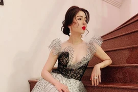 Lệ Quyên khoe dáng chuẩn với vòng eo 58, chia sẻ bí quyết giảm mỡ bụng