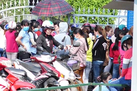 Nhiều doanh nghiệp cưu mang người lao động bị công ty may nợ lương