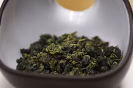 Đại hồng bào, trà đắt xắt ra miếng 