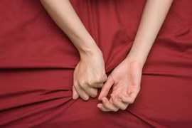 Vì sao nam nữ thích “tự sướng” và những bí mật thầm kín cần phải biết 