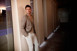 Bất ngờ phong cách chuẩn siêu mẫu của cầu thủ Pháp Olivier Giroud