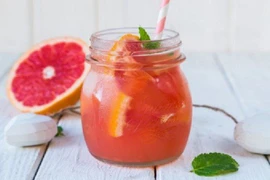 Cách tự chế đồ uống detox giúp giảm cân, giữ dáng ngày Tết