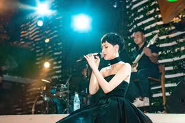 Ngắm gu thời trang đẹp “chất ngất” của ca sĩ Hiền Hồ