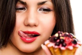 Nếu cơ thể có những dấu hiệu này chứng tỏ bạn đang ăn quá nhiều đường