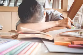 Tâm sự ám ảnh của cô con gái sau buổi tổng kết năm học