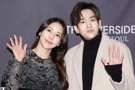 Bí quyết trẻ trung của nữ ca sĩ lấy chồng kém 17 tuổi