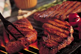 10 thực phẩm trực tiếp đưa bạn đến gần căn bệnh ung thư