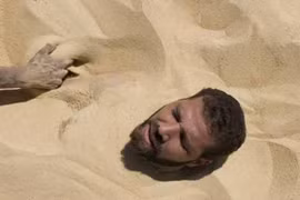 Những cách chữa bệnh kỳ dị nhất thế giới (2)