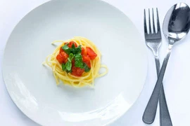 Bỏ túi 9 mẹo ăn trưa lành mạnh tại văn phòng