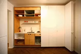 Cách giấu căn bếp bừa bộn trong nhà chật hẹp