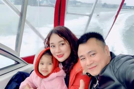 Vợ Tự Long than thở “vừa yếu vừa xấu đi” khi mang bầu lần 2