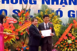 Số phó giáo sư tăng vọt, vì đâu?