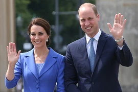 Những lần diện đồ đôi tình tứ của Kate và Hoàng tử William