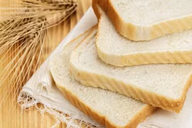 10 thực phẩm làm hại bạn khi ăn vào bữa trưa