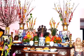 Chuyên gia tiết lộ 3 ngày dọn bàn thờ đón Tết tốt nhất trong năm