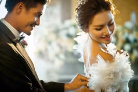 Đi chơi với con riêng của chồng, tôi nghe được những chuyện động trời 