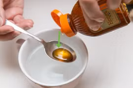 Tự chế 2 loại dầu gội cho mái tóc cực suôn mềm, bóng mượt