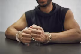 “Yêu râu xanh” lĩnh 40 năm tù vì xâm hại bé gái 5 tuổi