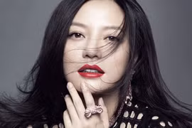 Tài sản sao Hoa ngữ bốc hơi vì chứng khoán lao dốc 