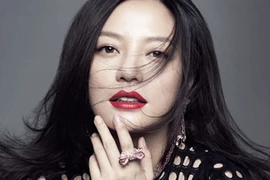 Tài sản sao Hoa ngữ bốc hơi vì chứng khoán lao dốc 