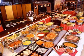 Video: Bí mật không bao giờ tiết lộ của các nhà hàng buffet