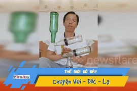 Kỳ lạ người đàn ông có khả năng cân bằng khó tin
