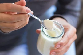 Điều kỳ diệu gì xảy ra khi bạn ăn sữa chua mỗi sáng