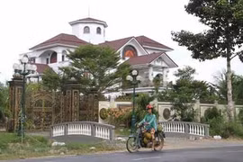 Lãnh đạo CA Bến Tre nói gì về tài sản con ông Truyền?