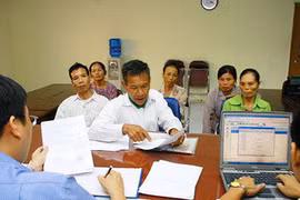 Không quay phim cán bộ tiếp dân nếu không được "cho phép"