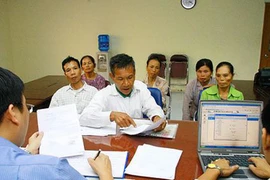 Không quay phim cán bộ tiếp dân nếu không được "cho phép"