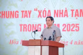 Thủ tướng: "Ai có gì góp nấy" để xóa nhà tạm, nhà dột nát