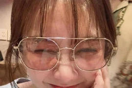  Cười bò với màn bắt lỗi cách viết tiếng Việt của Hari Won