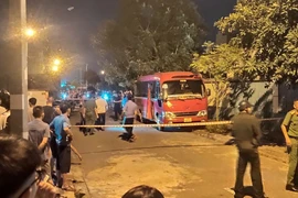 Làm rõ trách nhiệm nhà trường vụ bé tử vong do bị bỏ quên trên xe