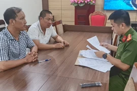 Thiếu tướng Đinh Văn Nơi chỉ đạo “nóng”, hai lái xe bị tạm giữ