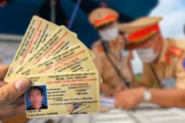 Trừ điểm giấy phép lái xe có răn đe được “tổ lái”?