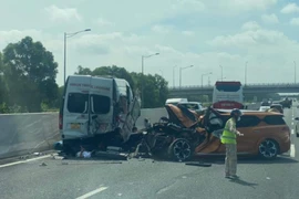 Tai nạn trên cao tốc Hà Nội – Hải Phòng, 8 người thương vong