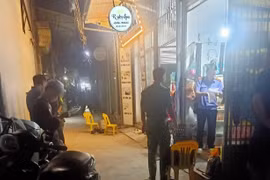 Điều tra vụ chồng sát hại vợ rồi tự sát ở Hải Dương