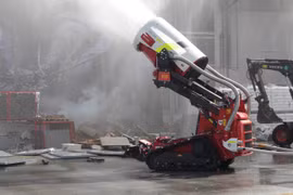 Cảnh robot cùng hơn 850 người diễn tập chữa cháy ở Hải Dương