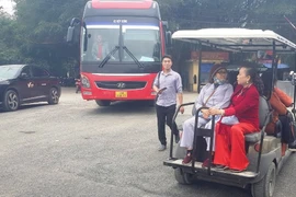 Chấn chỉnh xe điện tự phát hoạt động tại Khu di tích Côn Sơn