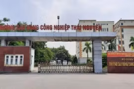 Nguyên nhân nhiều học sinh trường CĐ Công nghiệp Thái Nguyên nhập viện