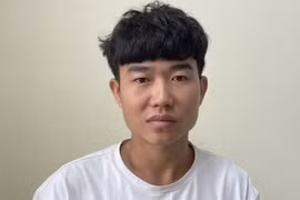 Hải Dương: Khởi tố kẻ lợi dụng xe khách vận chuyển 6 bánh heroin