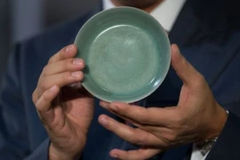 Chiếc bát gốm cổ 1000 năm tuổi có gì mà giá 857 tỷ đồng? 