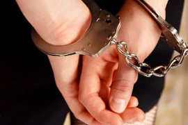 Hưng Yên: Khởi tố Phó giám đốc Trung tâm y tế huyện Yên Mỹ