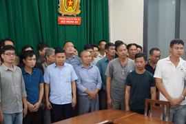 Khởi tố 318 bị can vụ án đăng kiểm với 11 tội danh