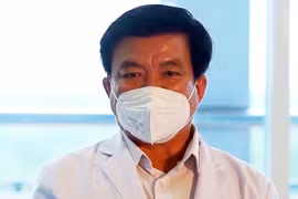 Vì sao giám đốc Bệnh viện Đa khoa Vĩnh Long bị bắt?